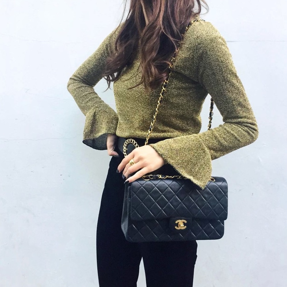 Queen of CHANEL Vintage 10”🖤